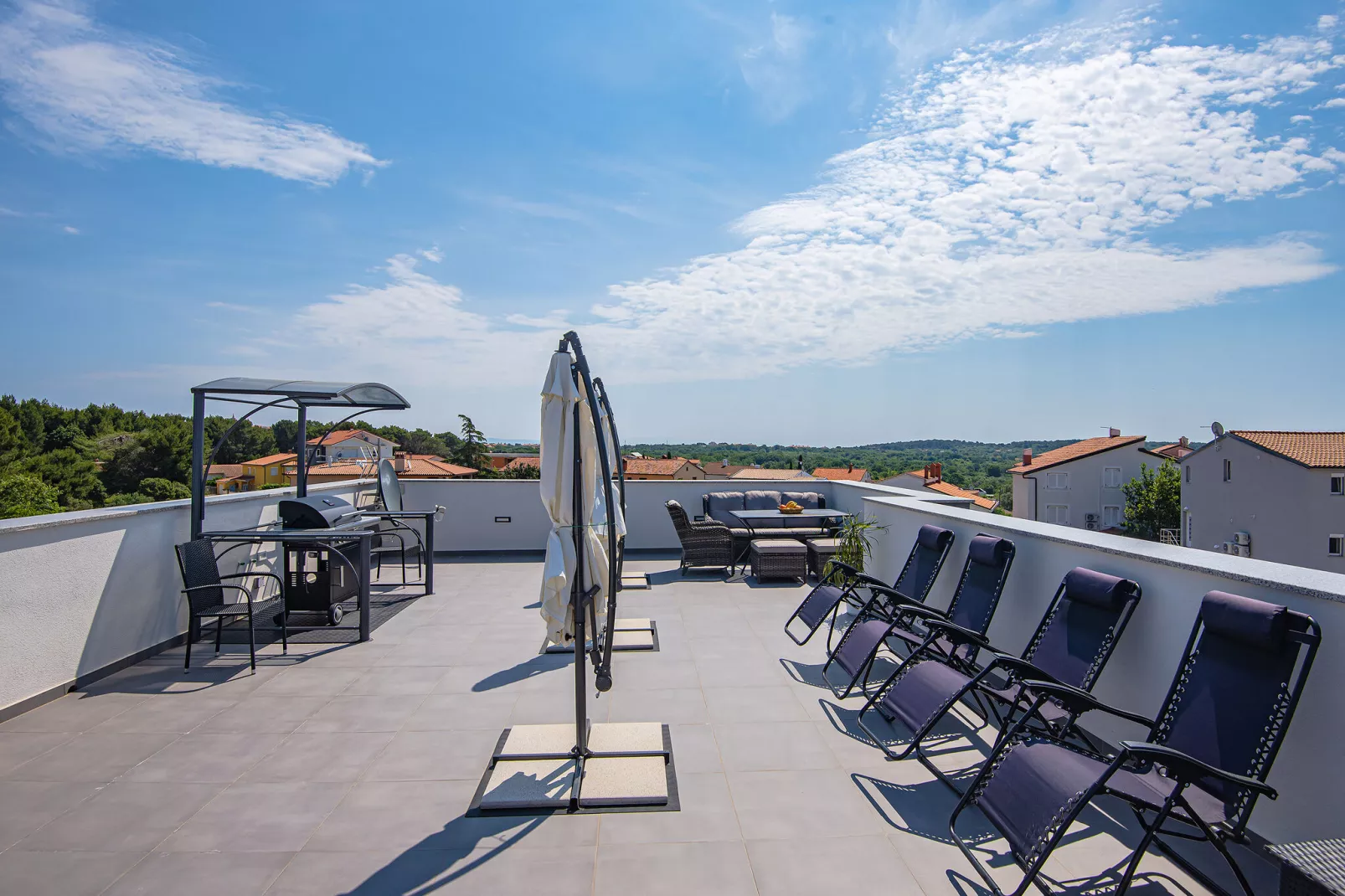 Hamilton Building/app Jagoda-Terrace balcony