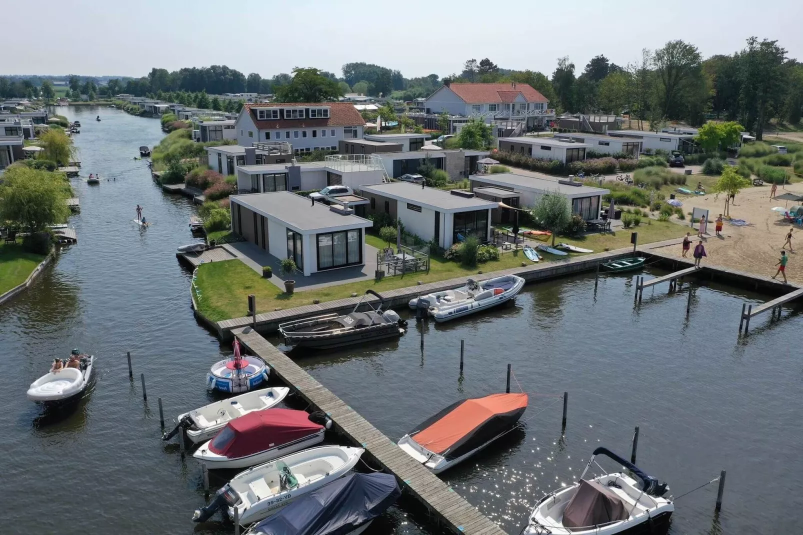 Resort Veluwemeer 3-Areas summer 1km