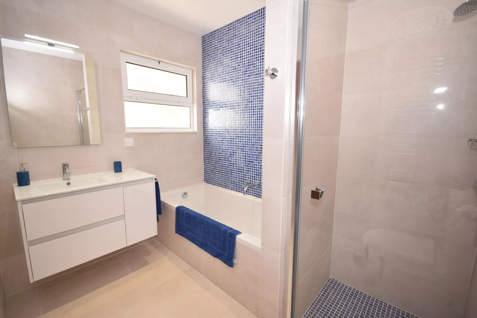Casa o Sonho-Bathroom