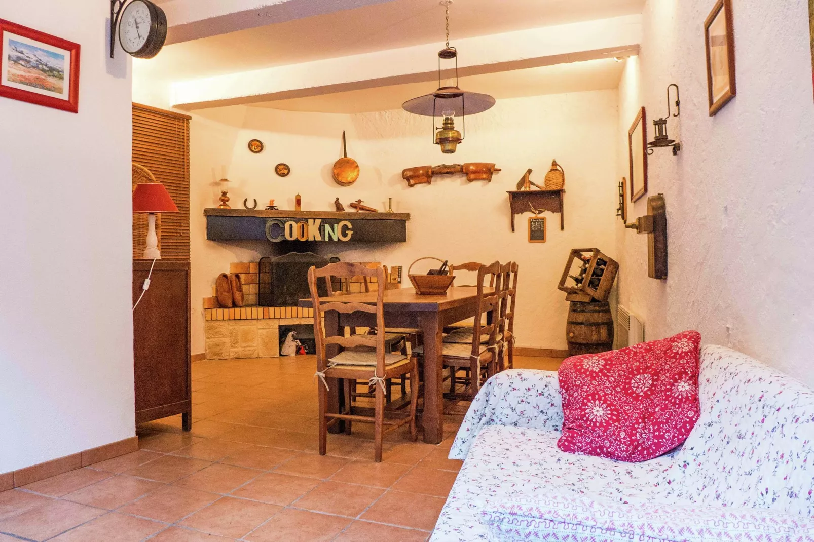 Cazouls - CAZOULS-D'HÉRAULT-Living room