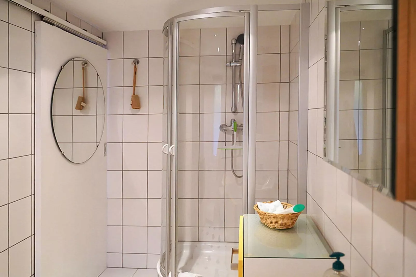 278335-Bathroom