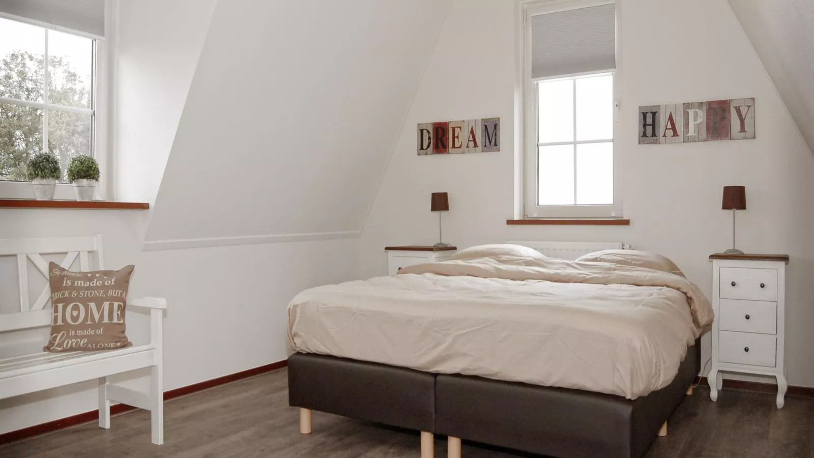 Waddenhuis-Bedroom