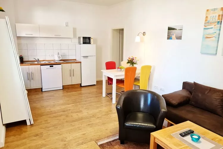 Nr4 Müritzsee 3 Personen-Kitchen