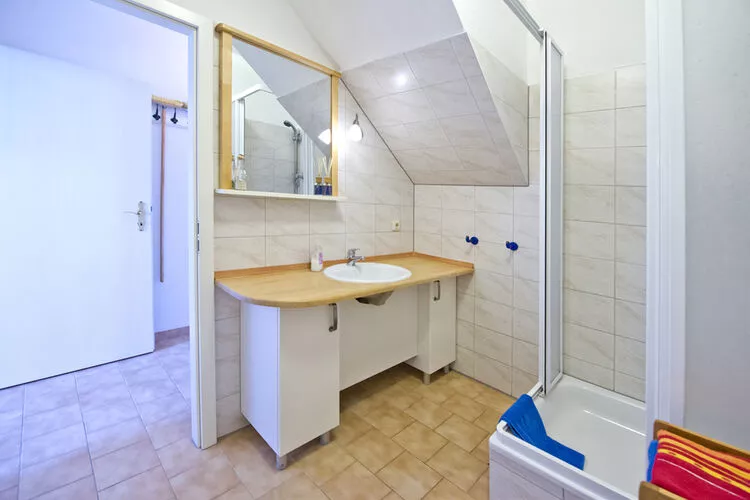 Nr4 Müritzsee 4 Personen-Bathroom