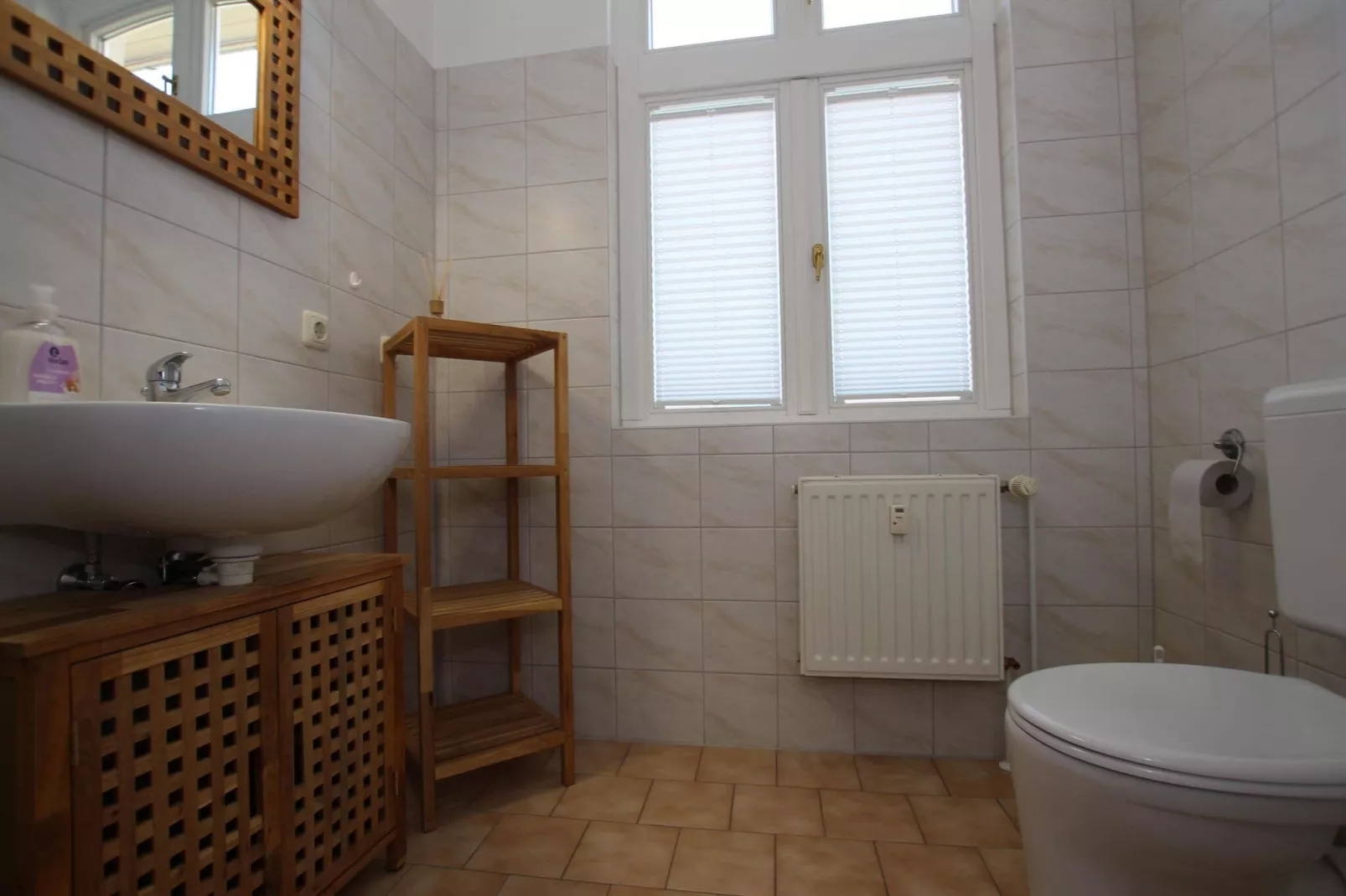 Nr9 - Meisennest 5 Personen-Bathroom