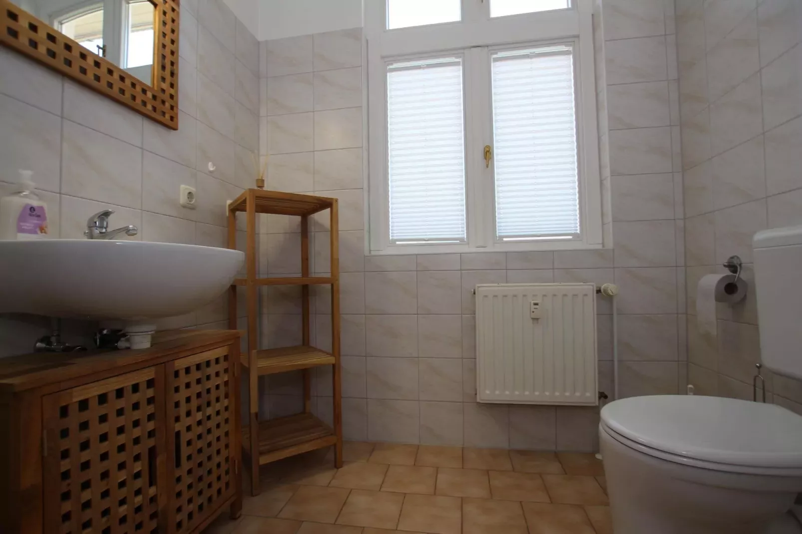 Nr9 - Meisennest 6 Personen-Bathroom
