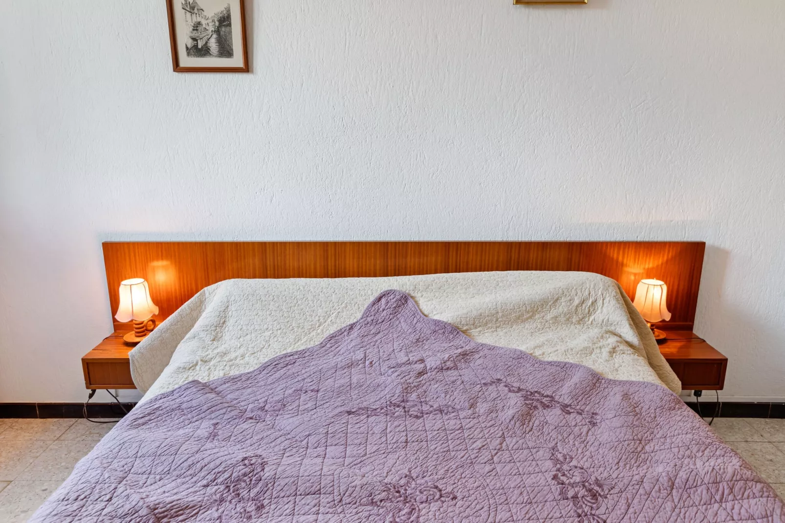 Le trois chambres-Bedroom