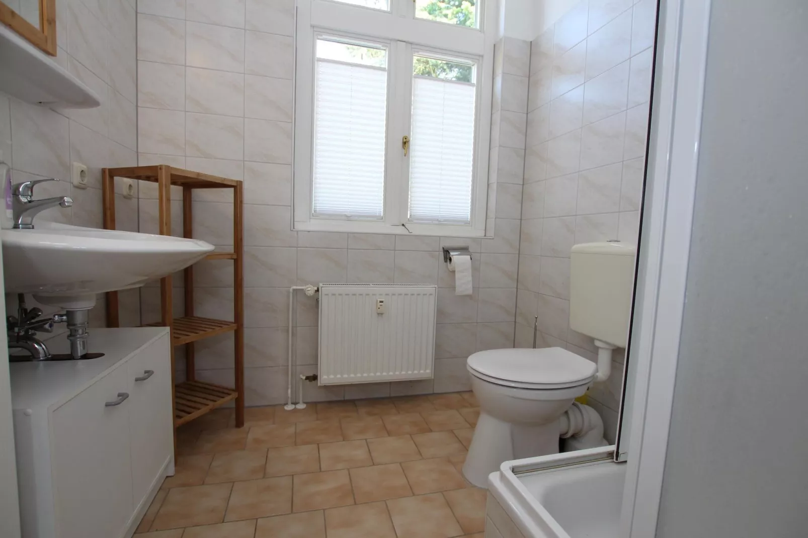 Nr11 - Seeadler 5 Personen-Bathroom