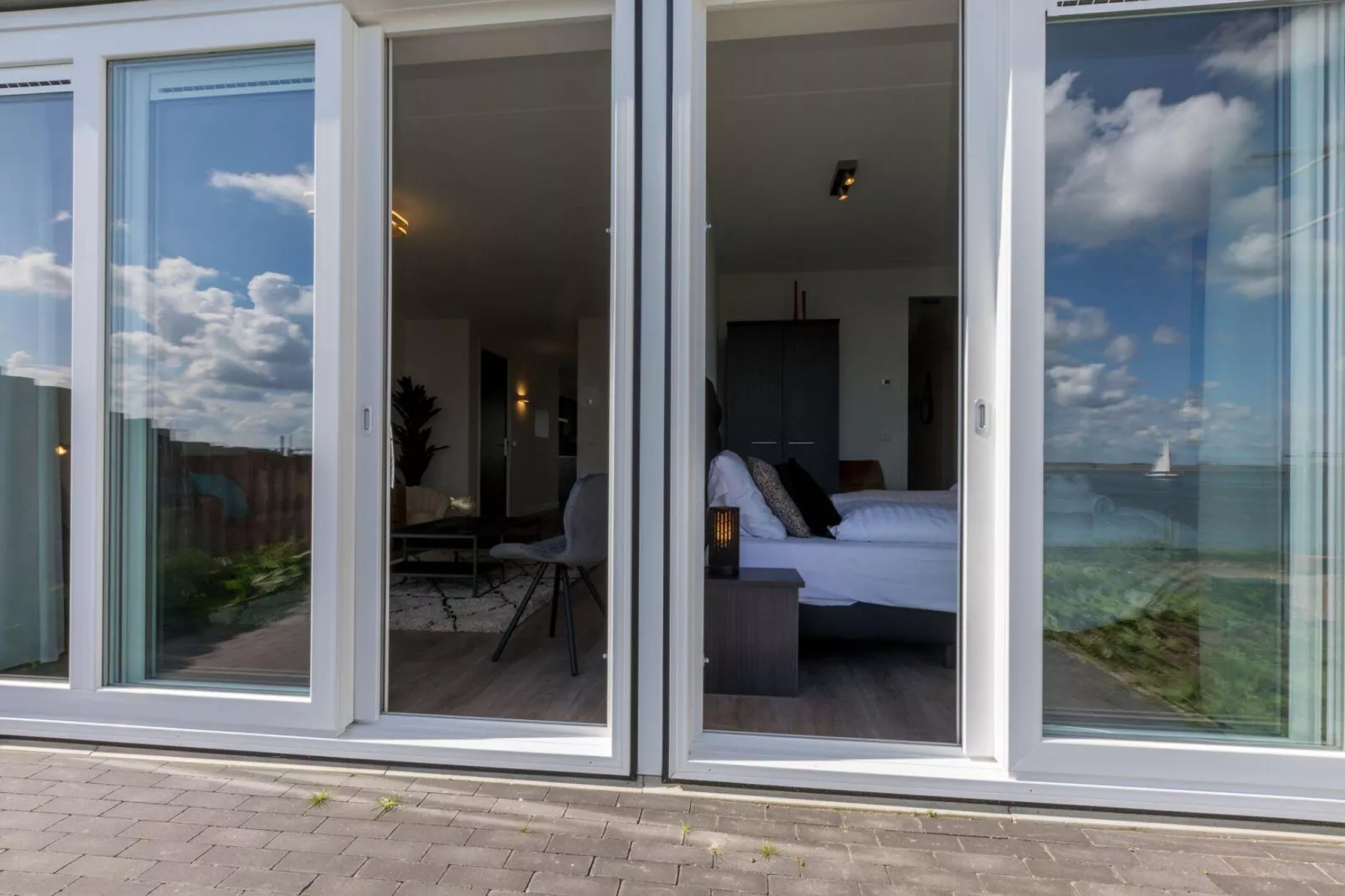 Havenweg 8-18-Terrace balcony