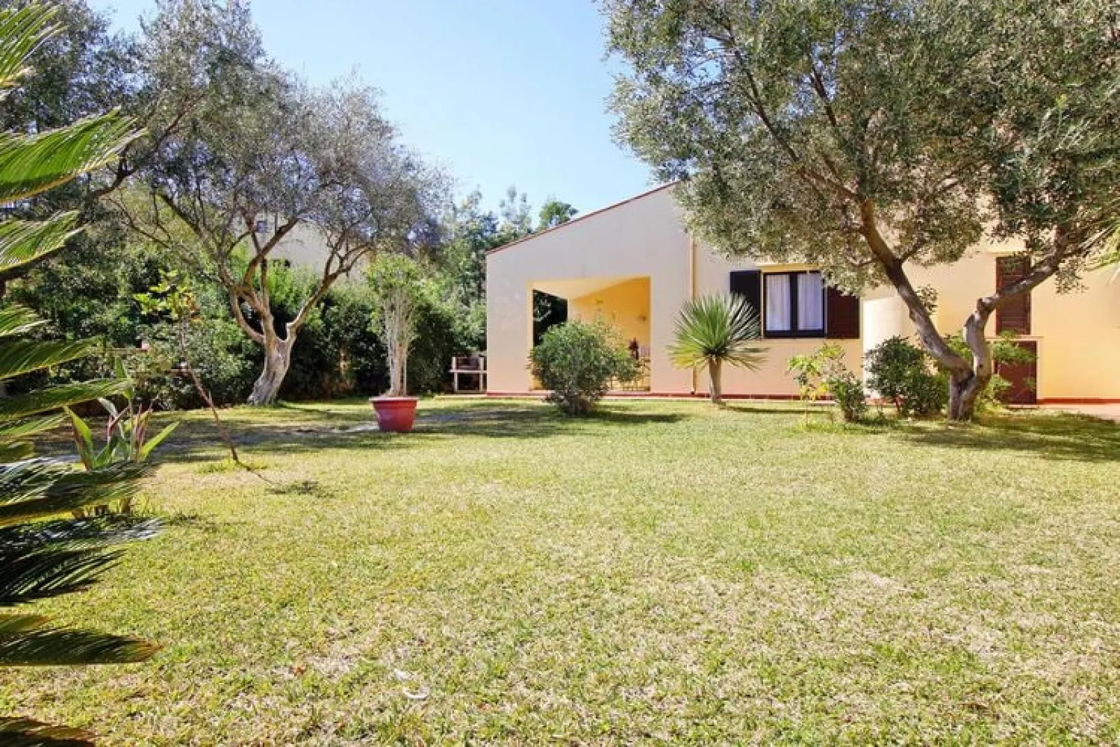 Ferienresidence Villaggio Turagri Costa Rei Trilo - Type Trilo-Gardens summer