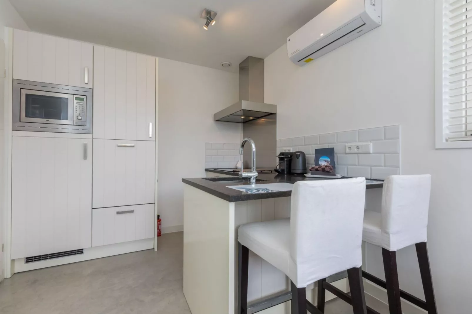 Dorpsstraat 37a  Biggekerke-Kitchen