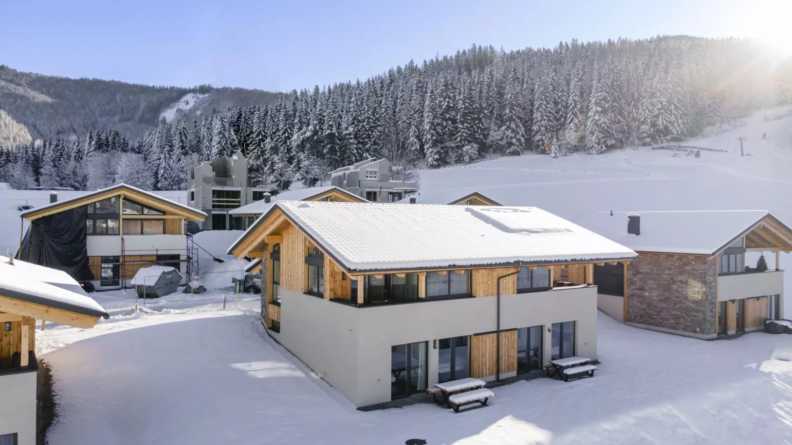 Grebenzen Lodge 1028-Exterior winter