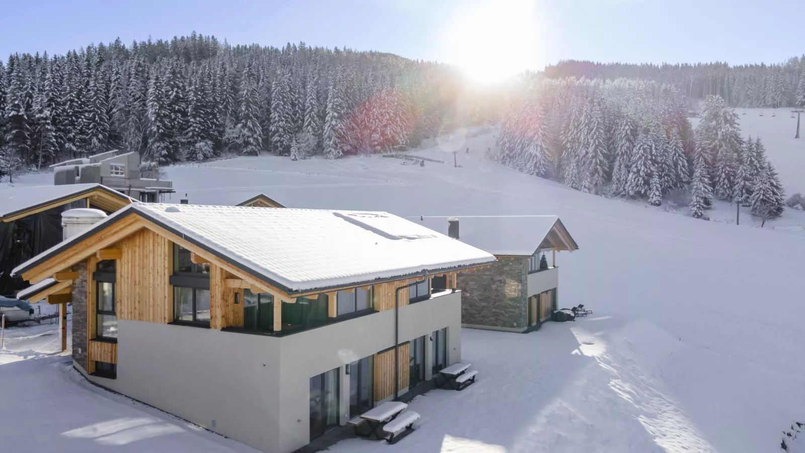 Grebenzen Lodge 1028-Exterior winter