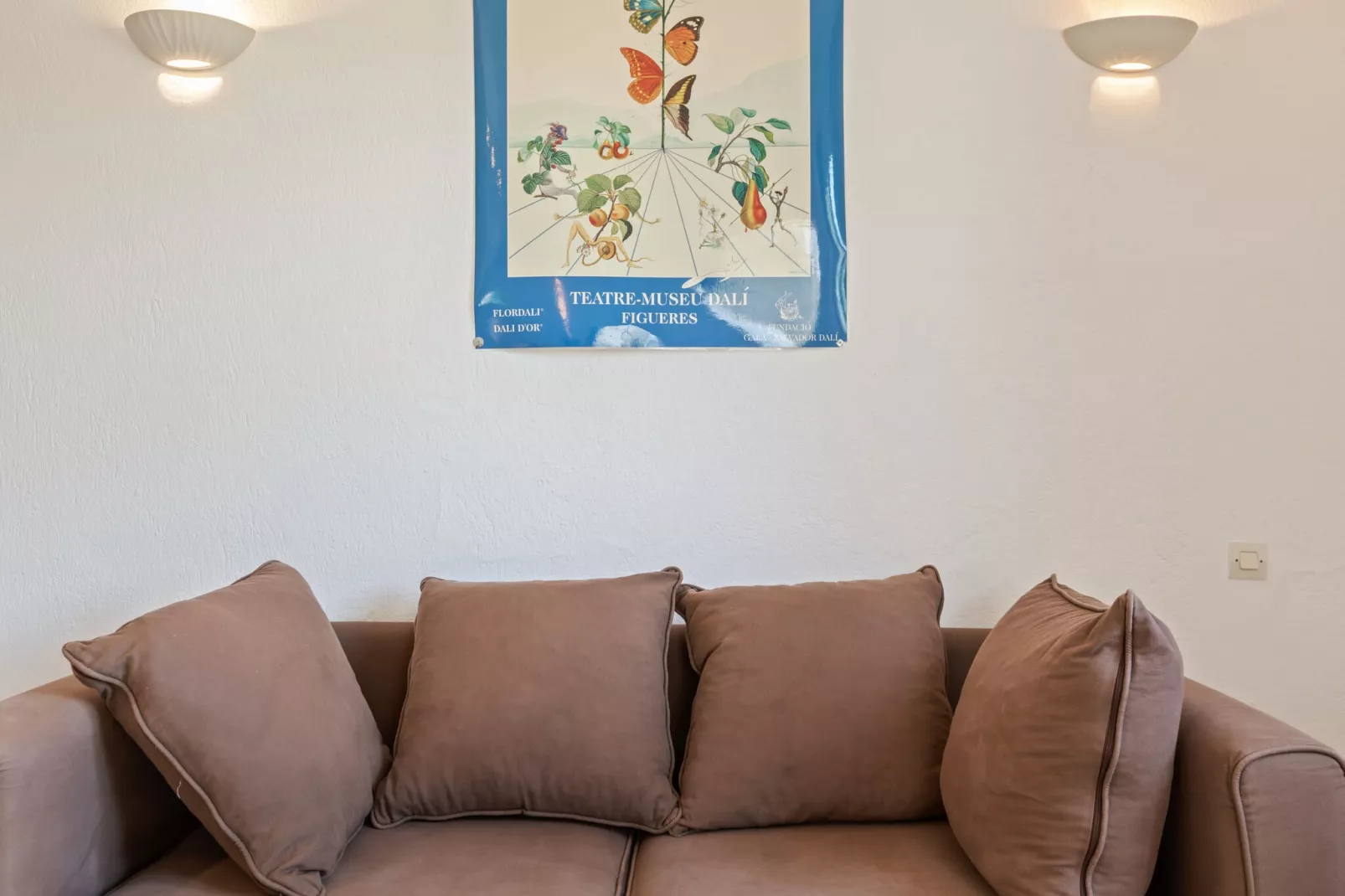 LE DALI-Wohnzimmer