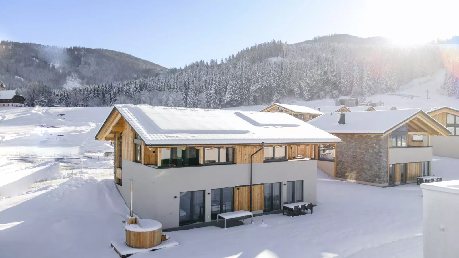 Grebenzen Eiszeit Lodge-Exterior winter