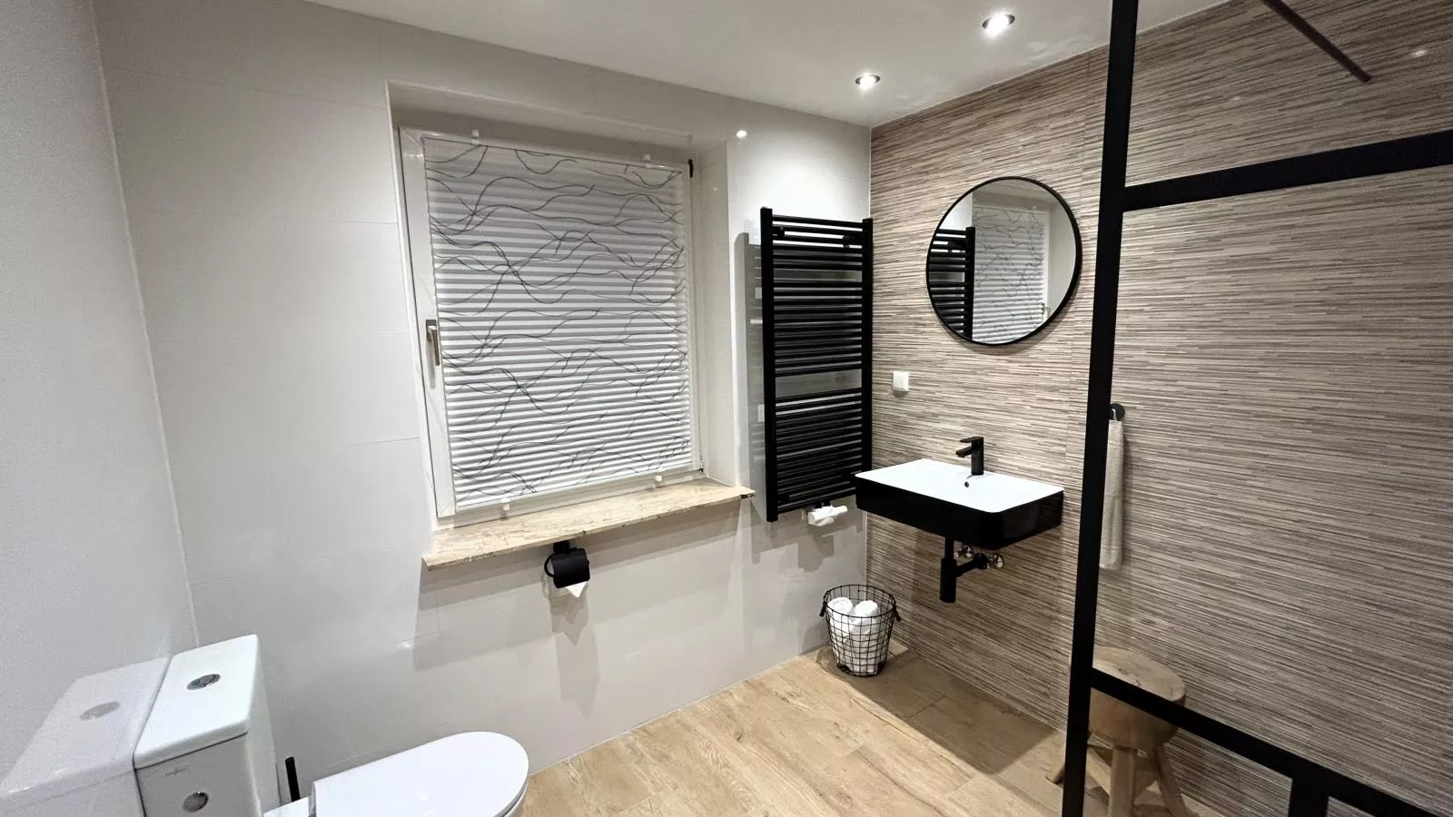 Grutsk-Bathroom