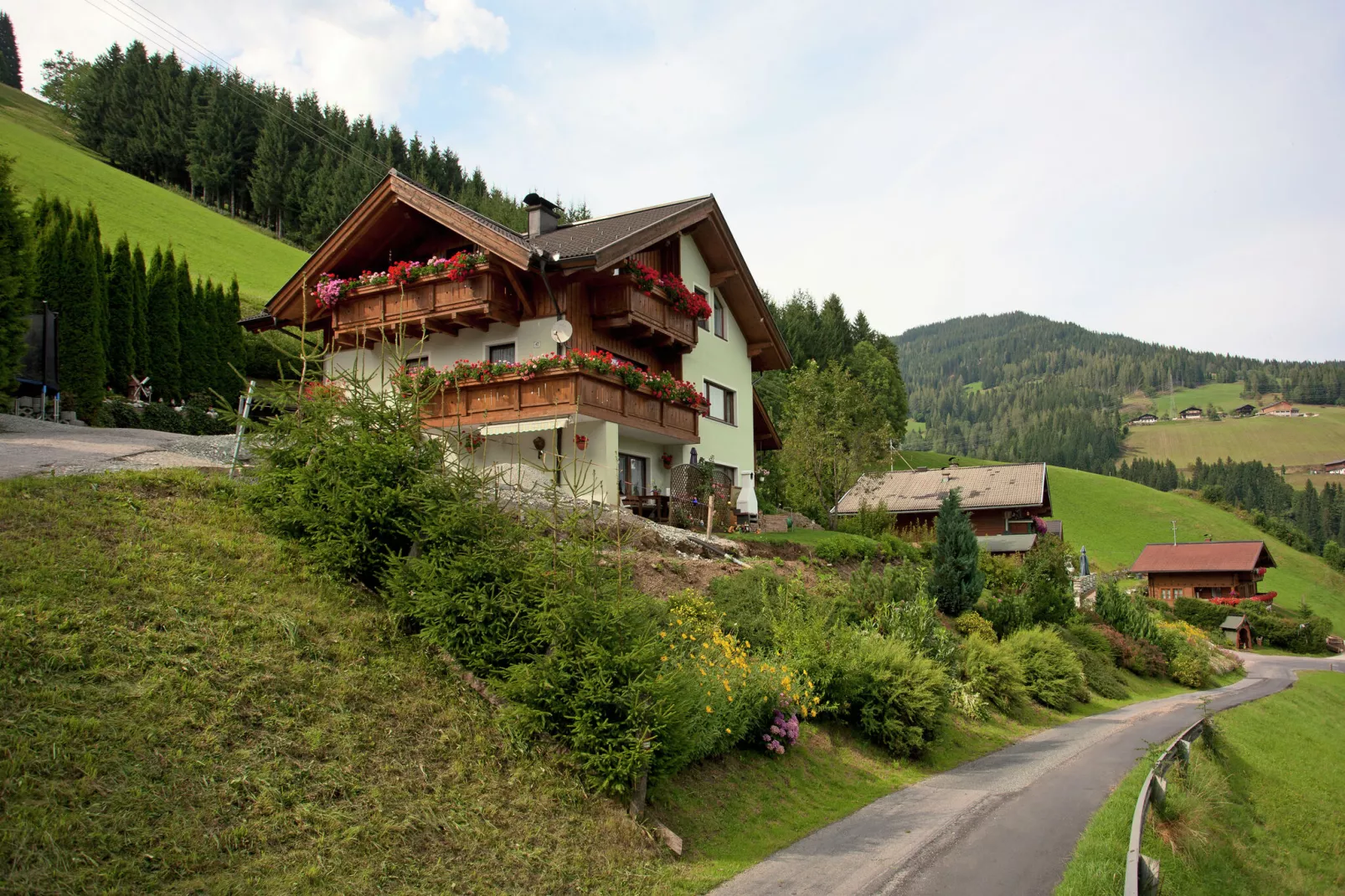 Mohr-Exterior summer