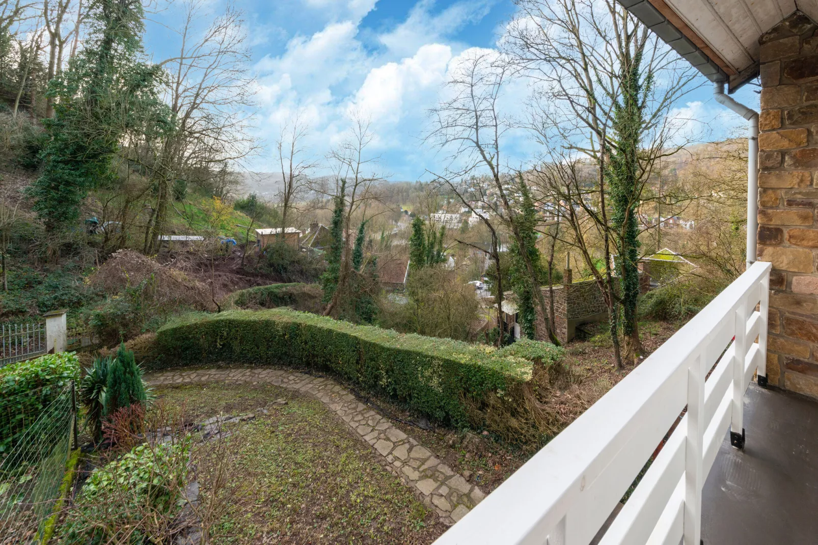 Magnifique habitation pour 7 voyageurs avec Bains à remous-Terrace balcony