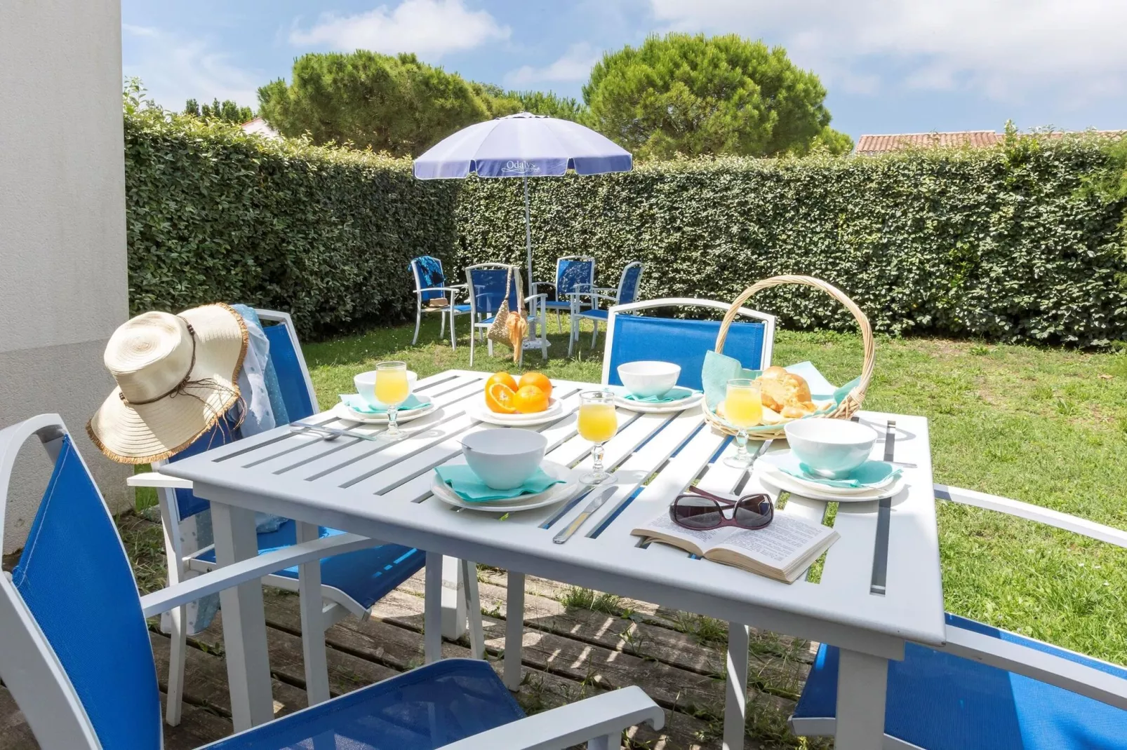 Le Village des Amareyeurs 1-Terrace balcony