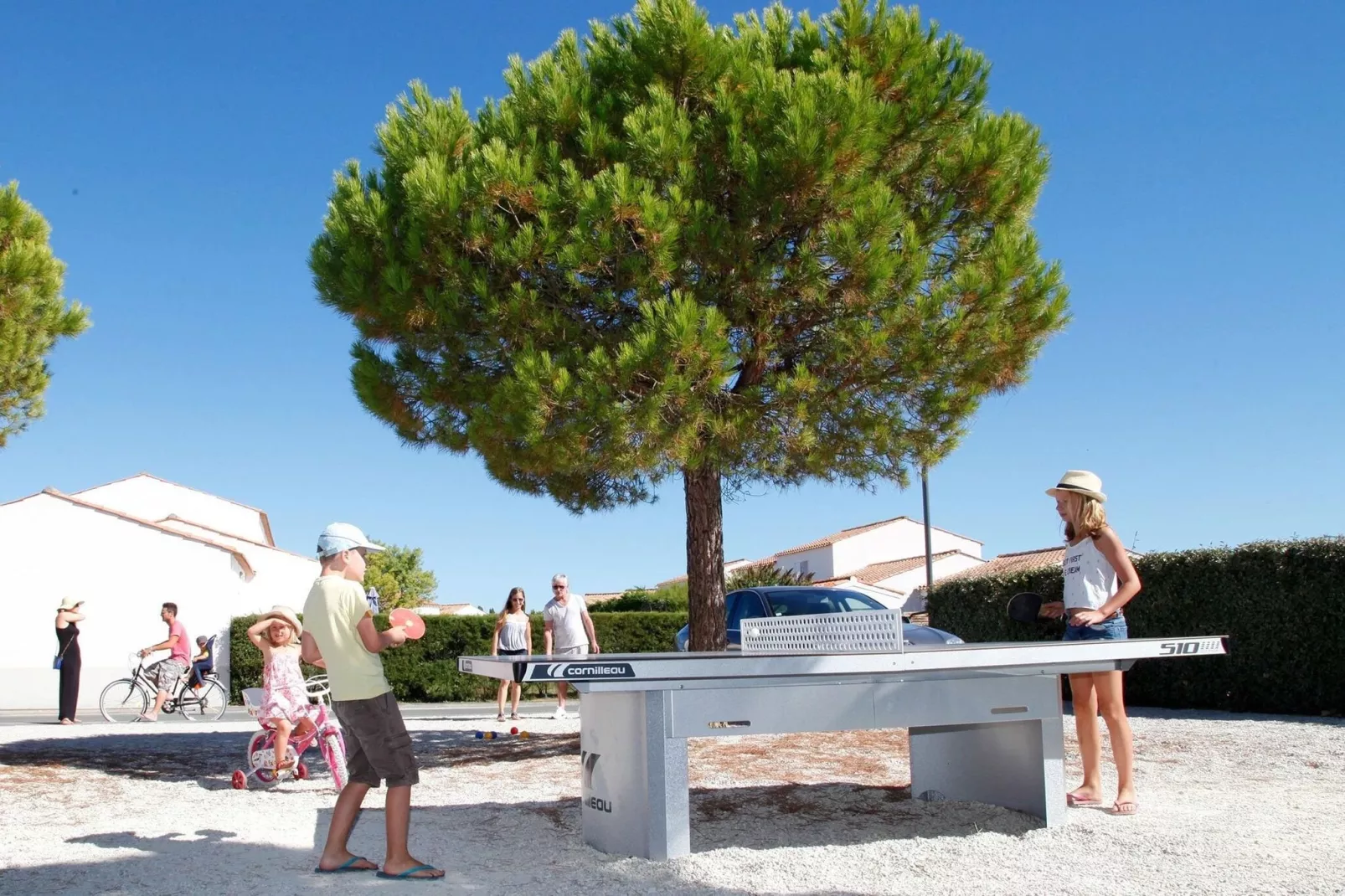 Le Village des Amareyeurs 1-Park facilities