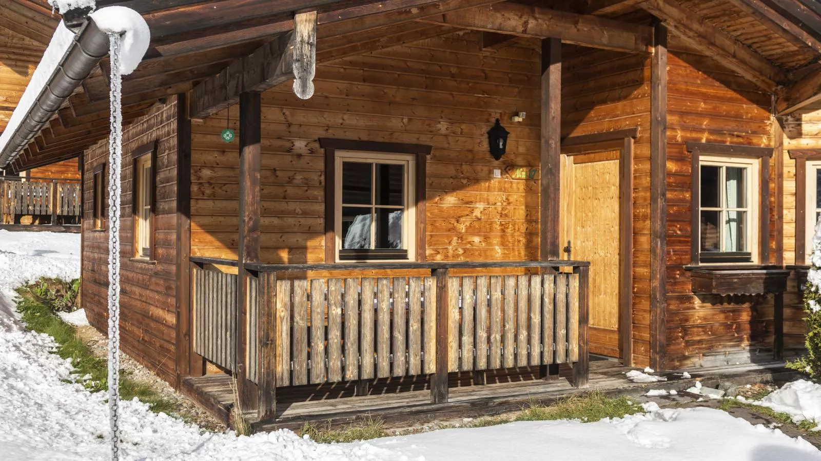 Urige Doppelhaushälfte 5-Exterior winter