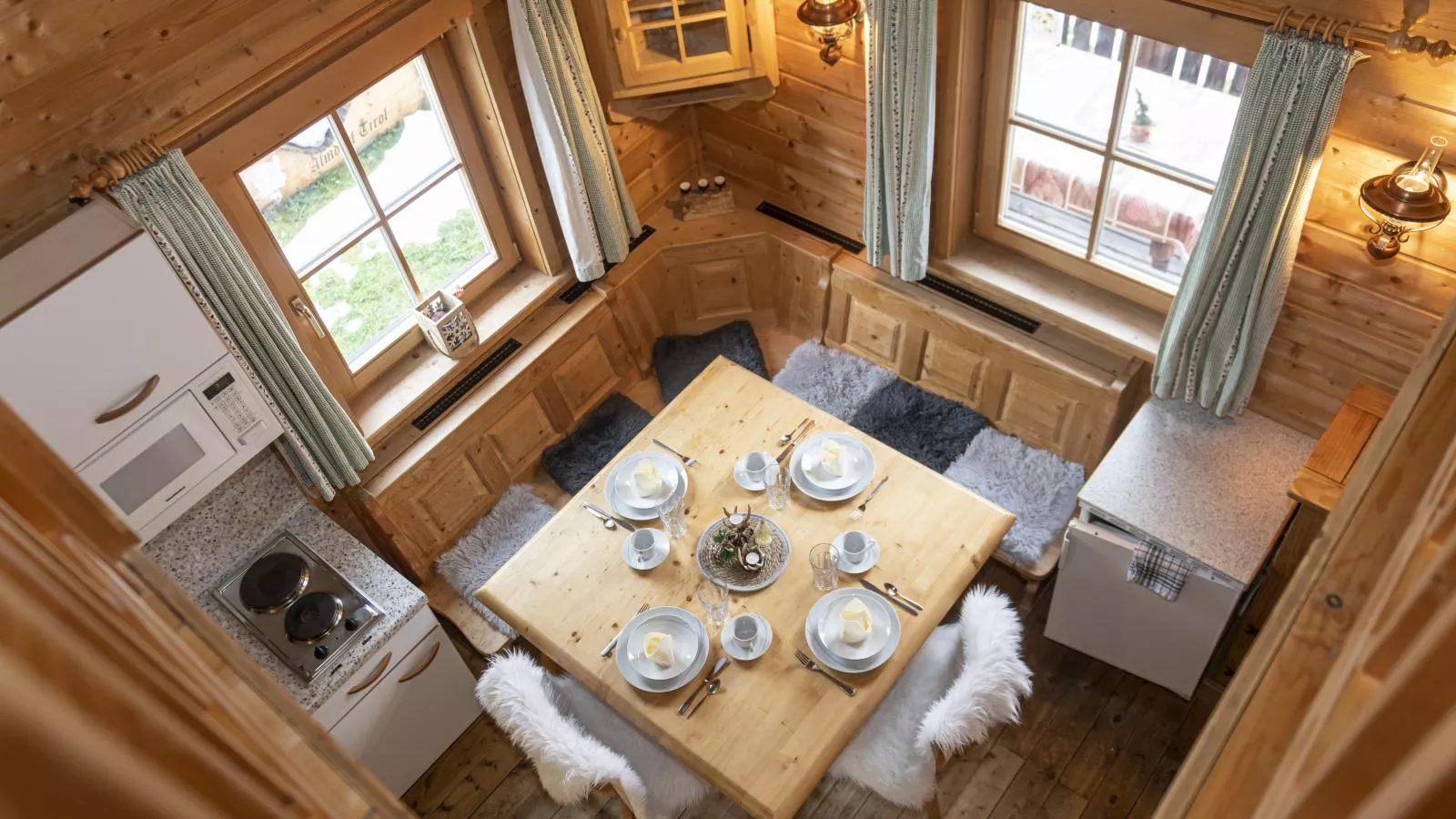 Urige Doppelhaushälfte 5-Dining room