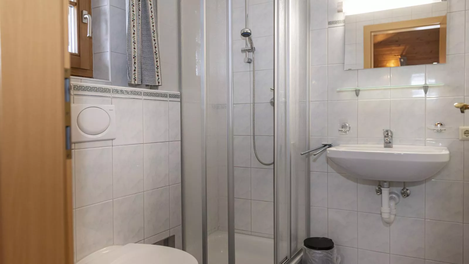 Urige Doppelhaushälfte 5-Bathroom