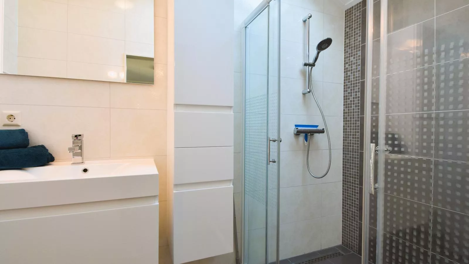 Zon en Zee-Bathroom