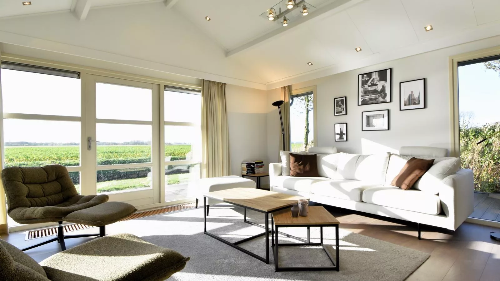 Zon en Zee-Living room