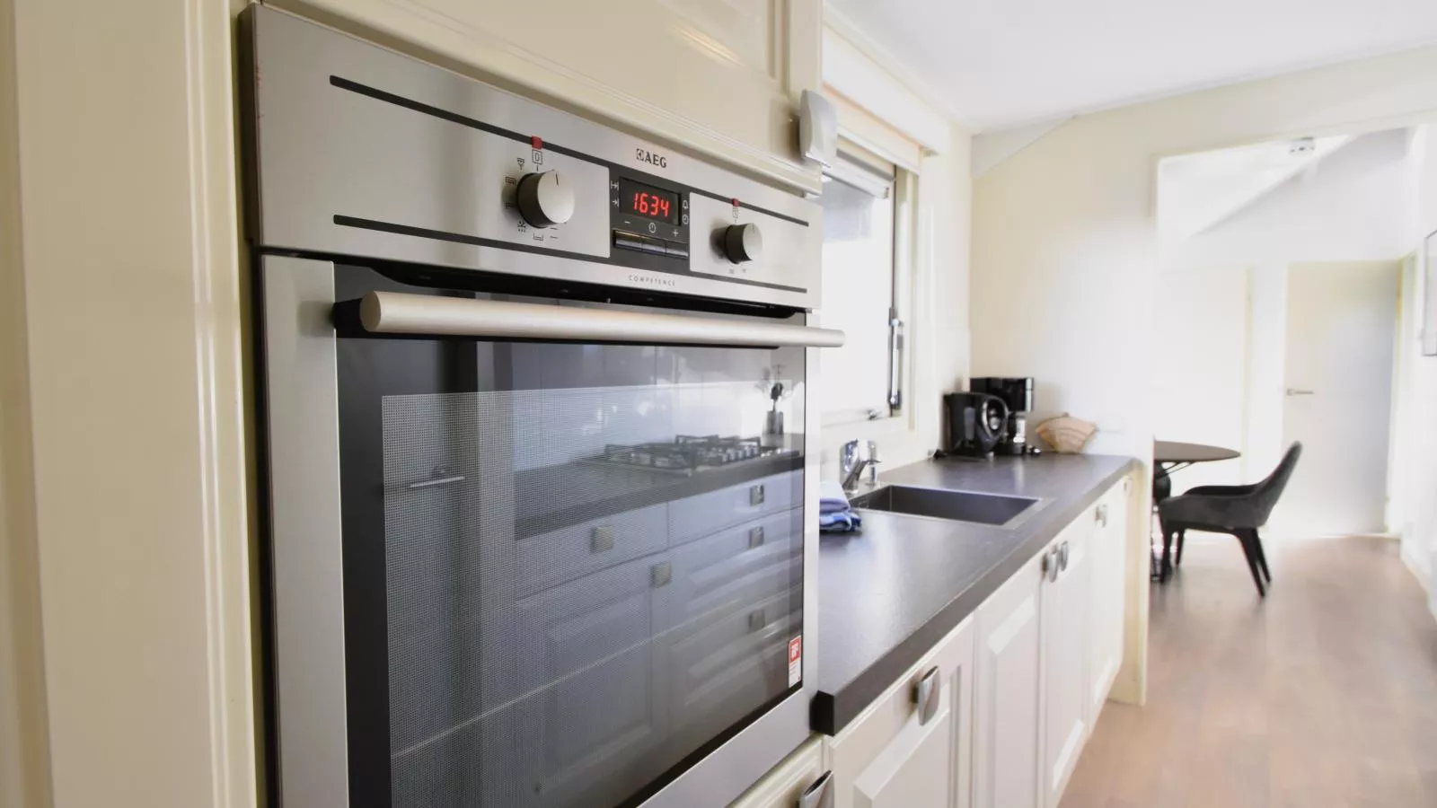 Zon en Zee-Kitchen