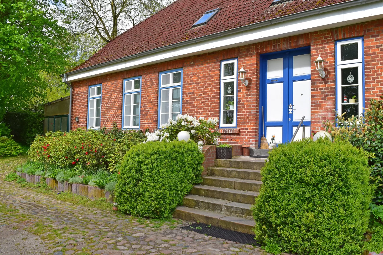 Gutshaus Schulenbrook Kiefer 100 m² 3 P-Exterior summer