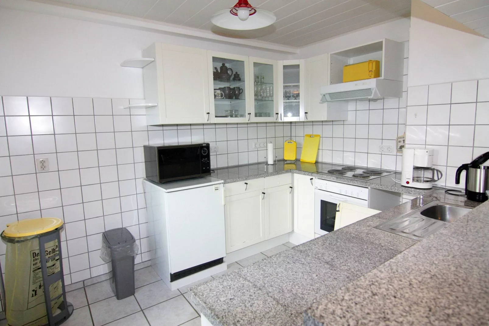 Gutshaus Schulenbrook Kiefer 100 m² 3 P-Kitchen