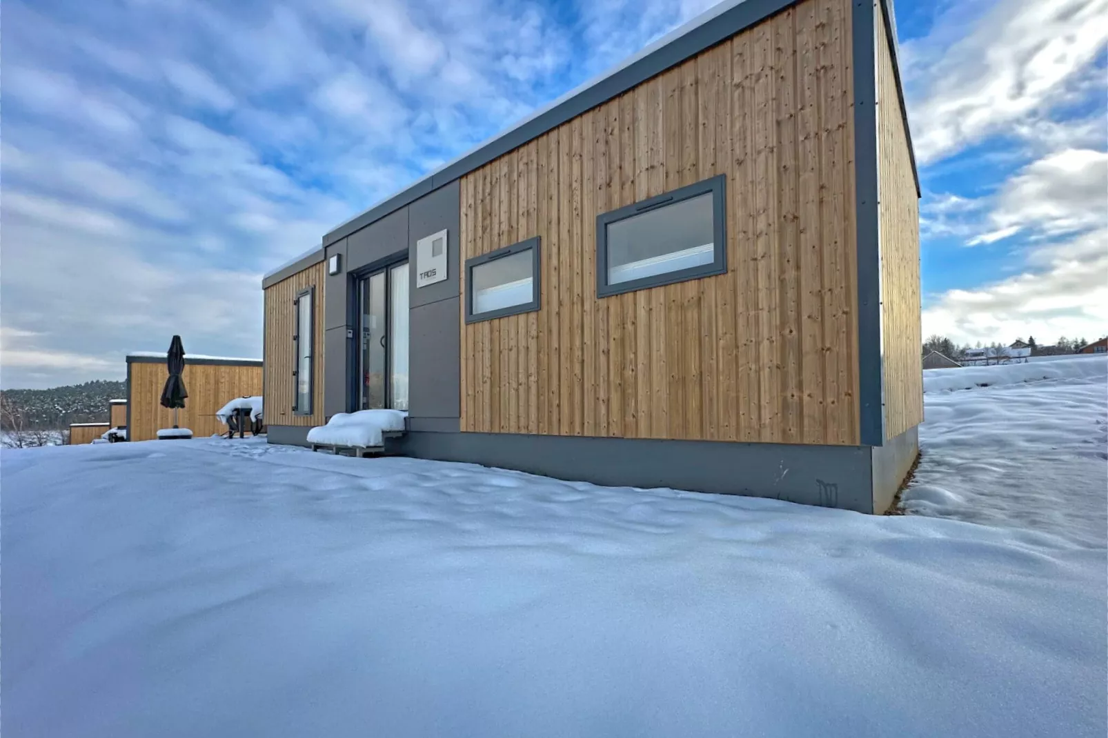FERIENDORF SEEBLICK - Tiny Chalet am Eixendorfer See-Außenbereich Winter