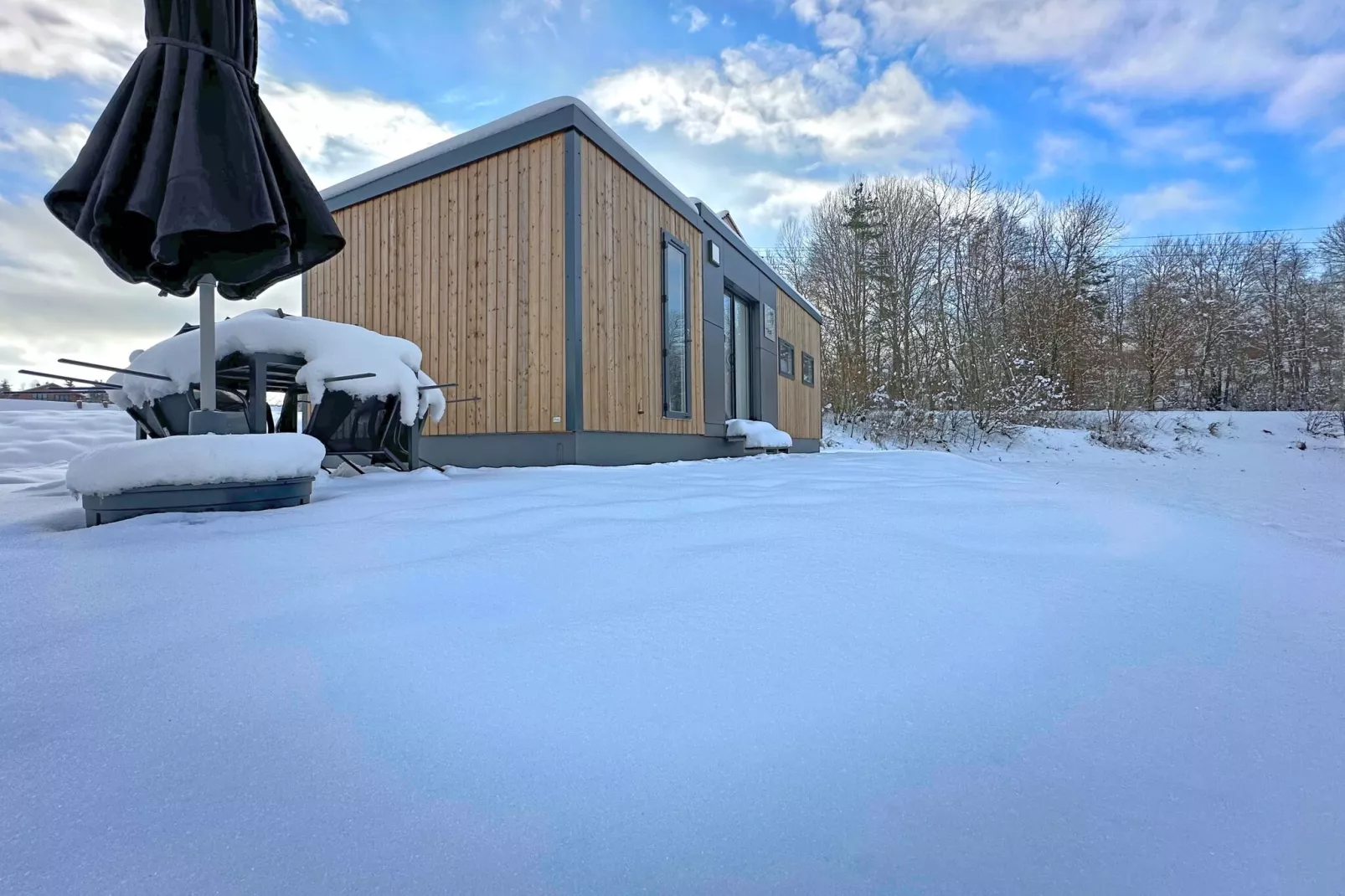 FERIENDORF SEEBLICK - Tiny Chalet am Eixendorfer See-Außenbereich Winter