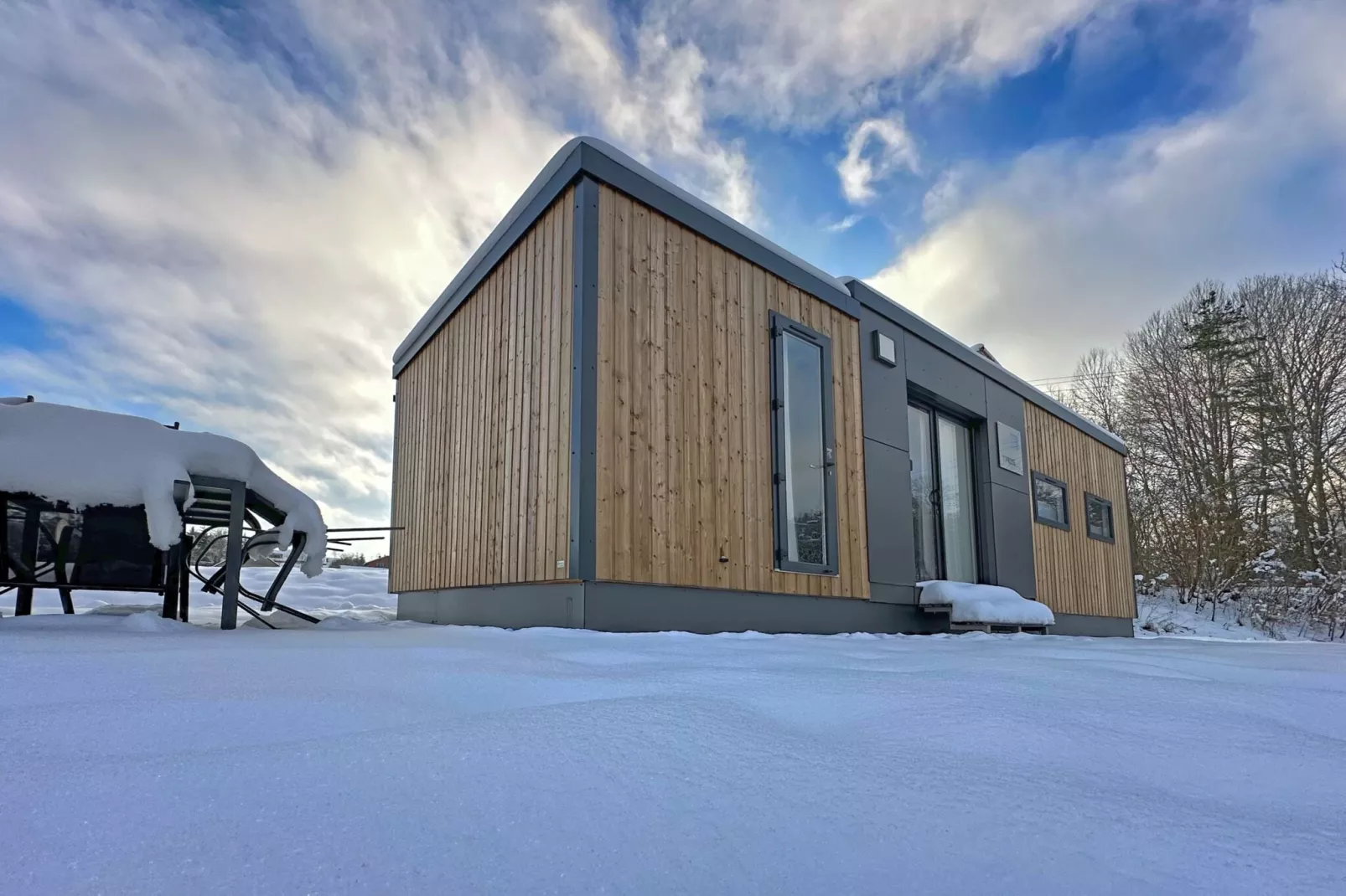 FERIENDORF SEEBLICK - Tiny Chalet am Eixendorfer See-Außenbereich Winter