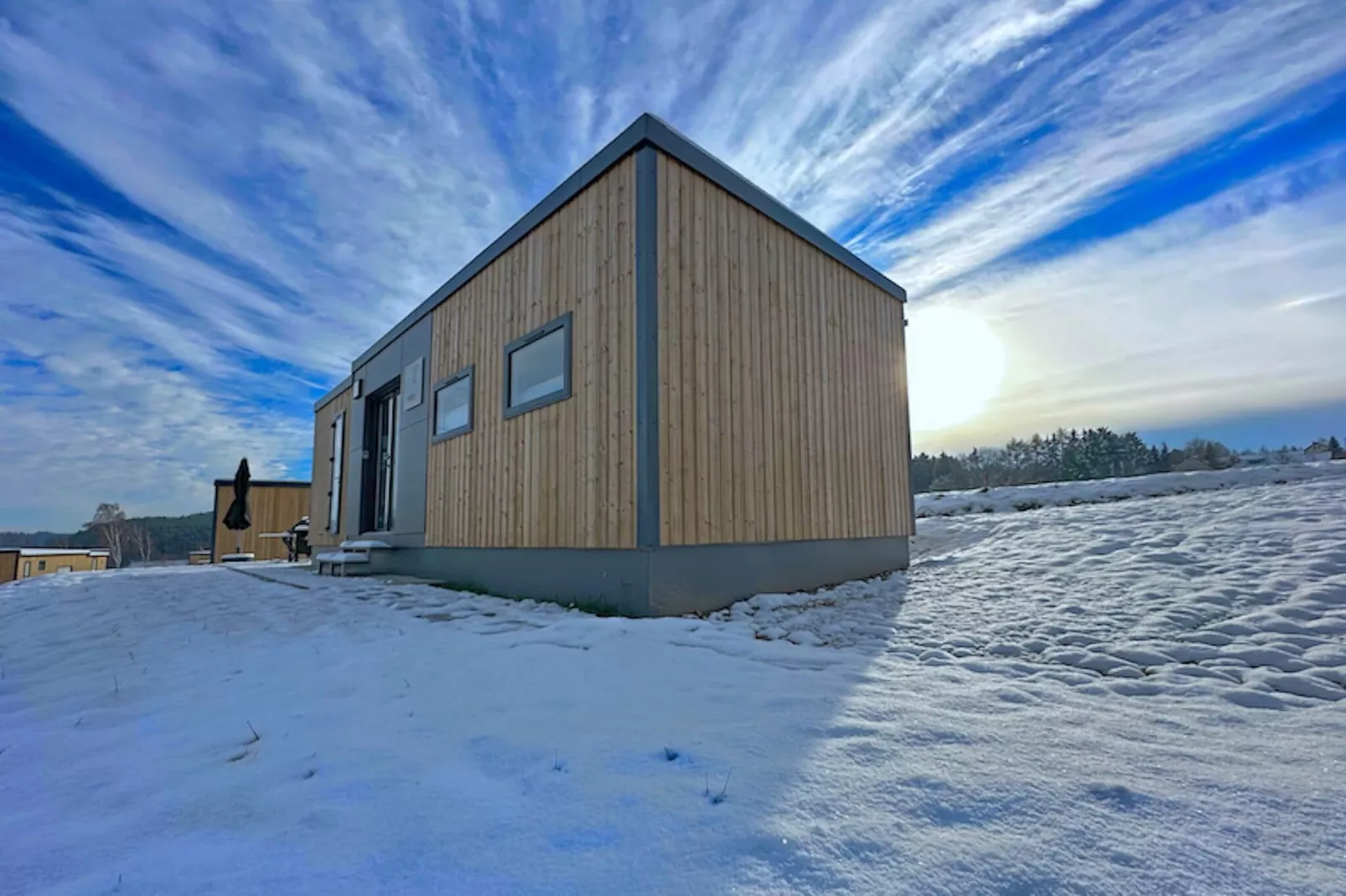 FERIENDORF SEEBLICK - Tiny Chalet am Eixendorfer See-Exterior winter