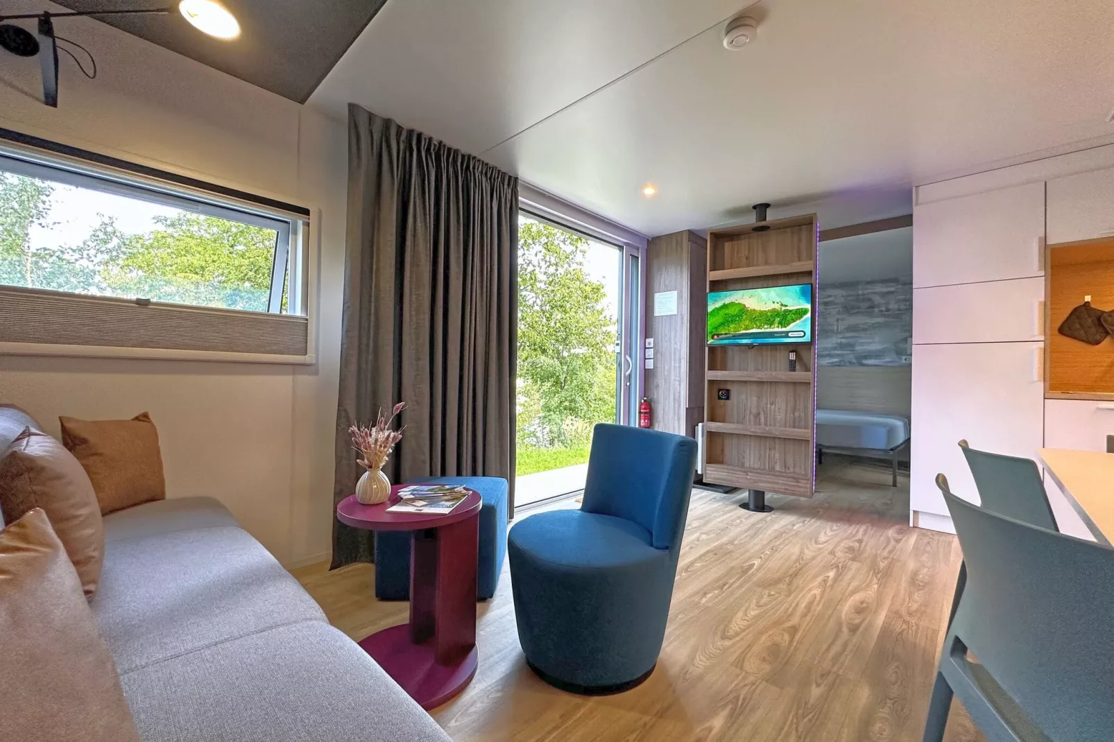 FERIENDORF SEEBLICK - Tiny Chalet am Eixendorfer See-Living room