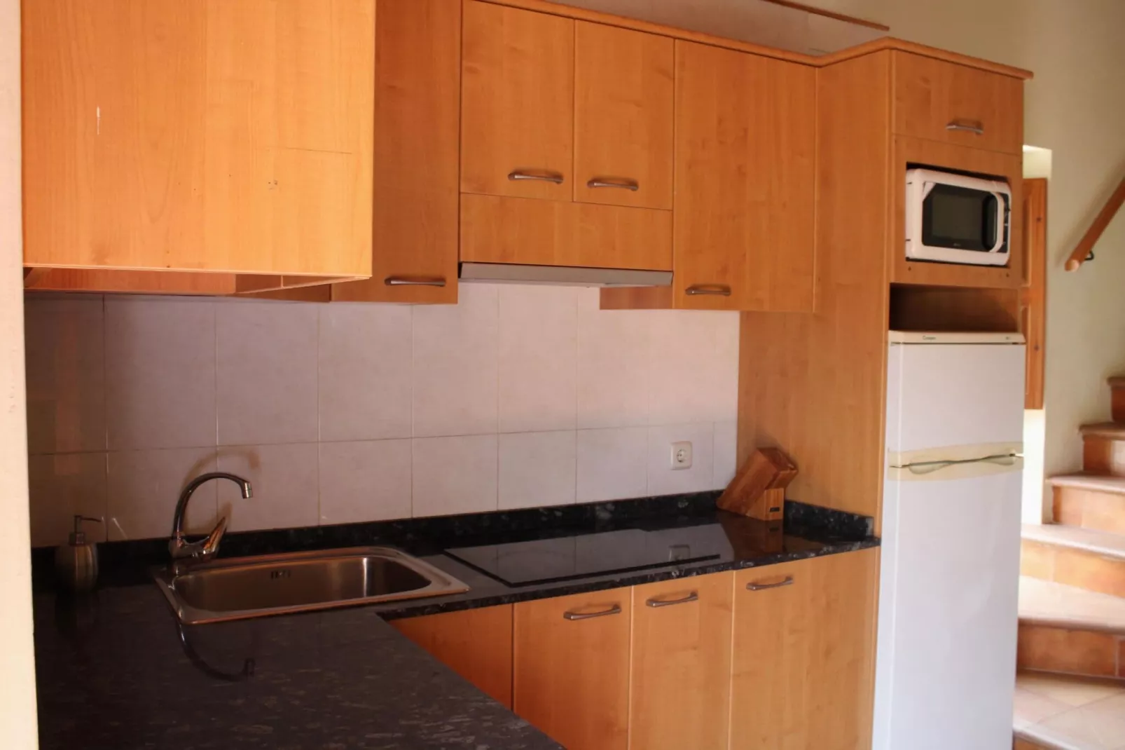 Mas Set Rengs 3-Cuisine