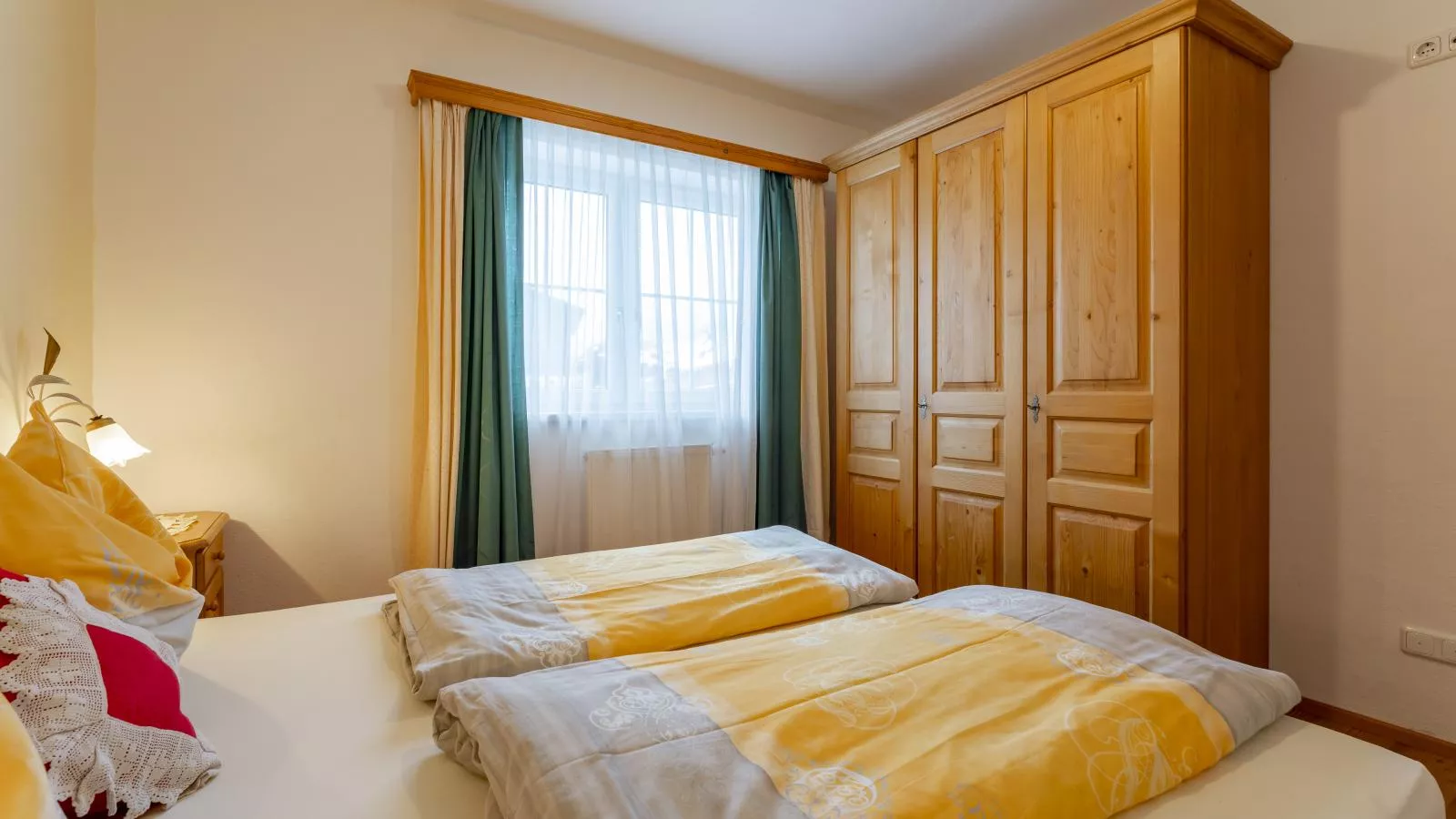 Sunnseitn-Bedroom
