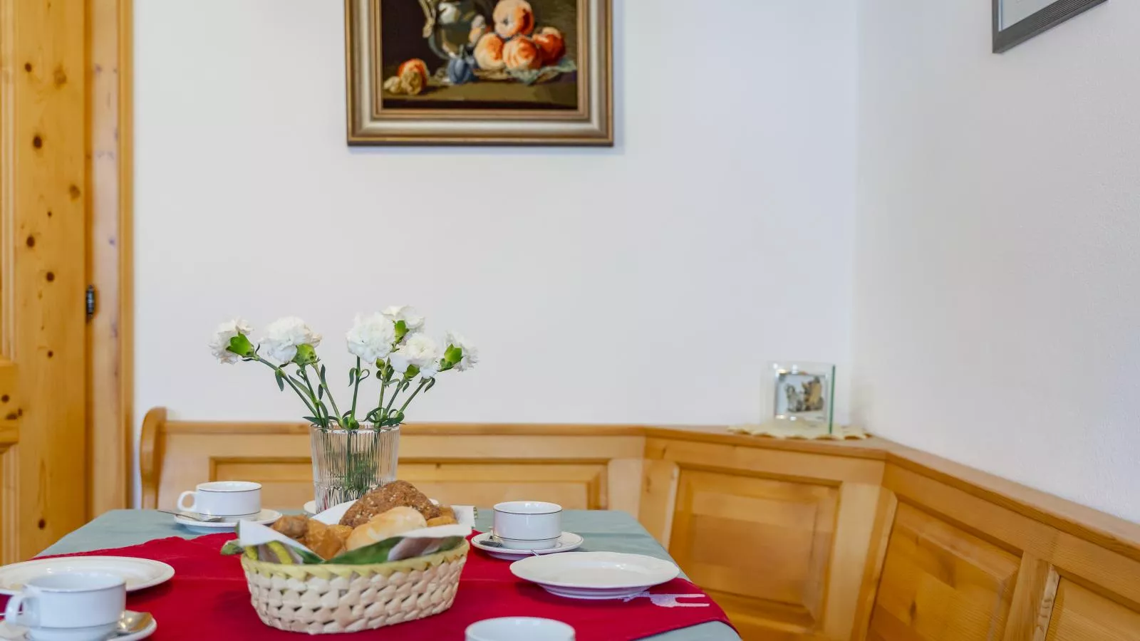 Sunnseitn-Dining room