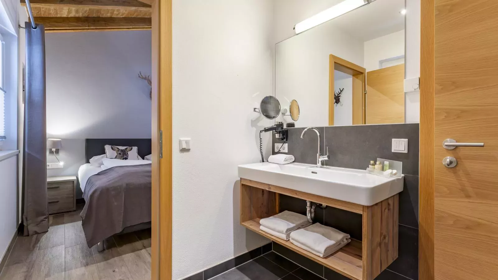Luxury Tauern Suite Walchen-Kaprun 7-Landing