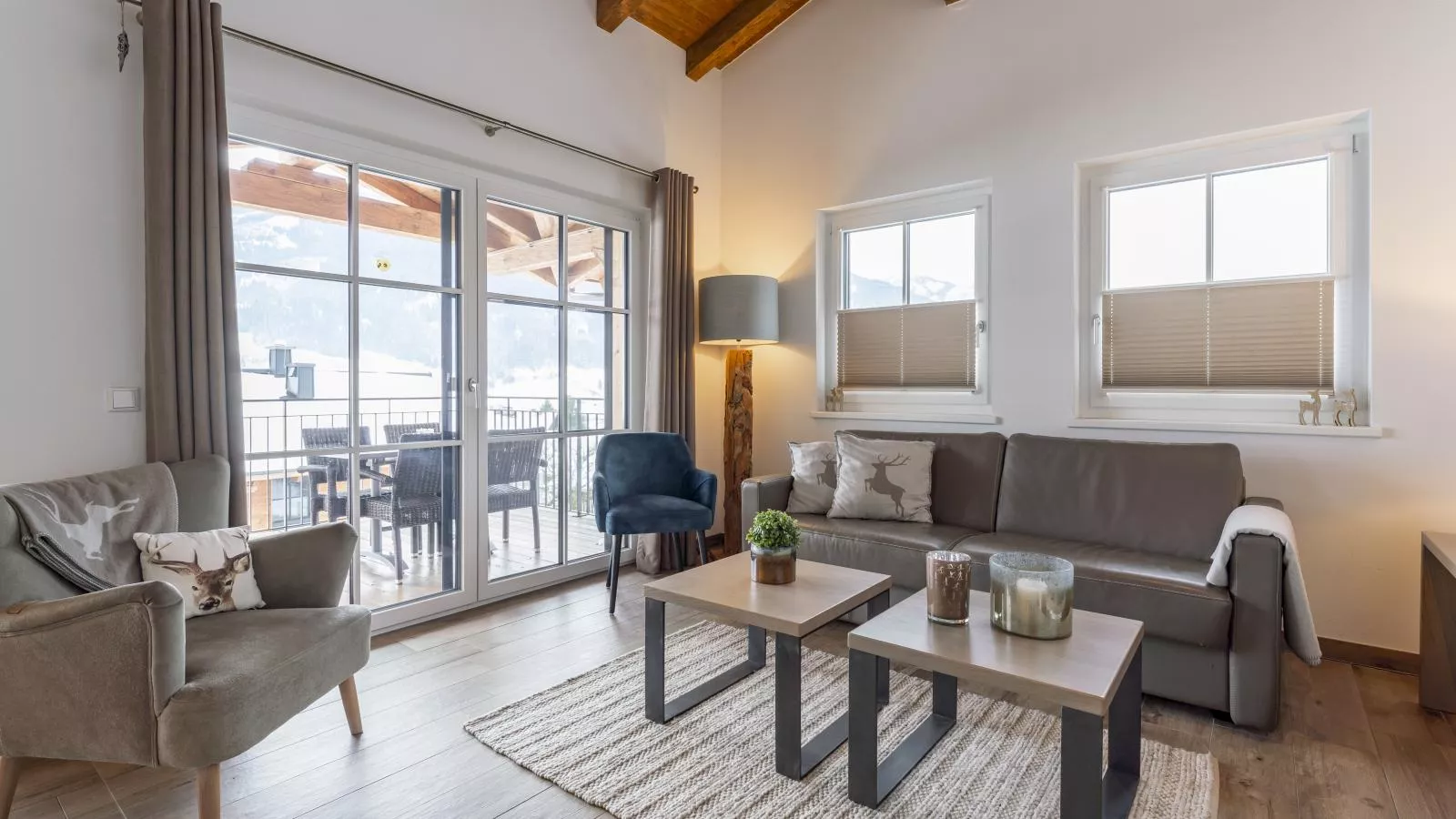 Luxury Tauern Suite Walchen-Kaprun 7-Living room