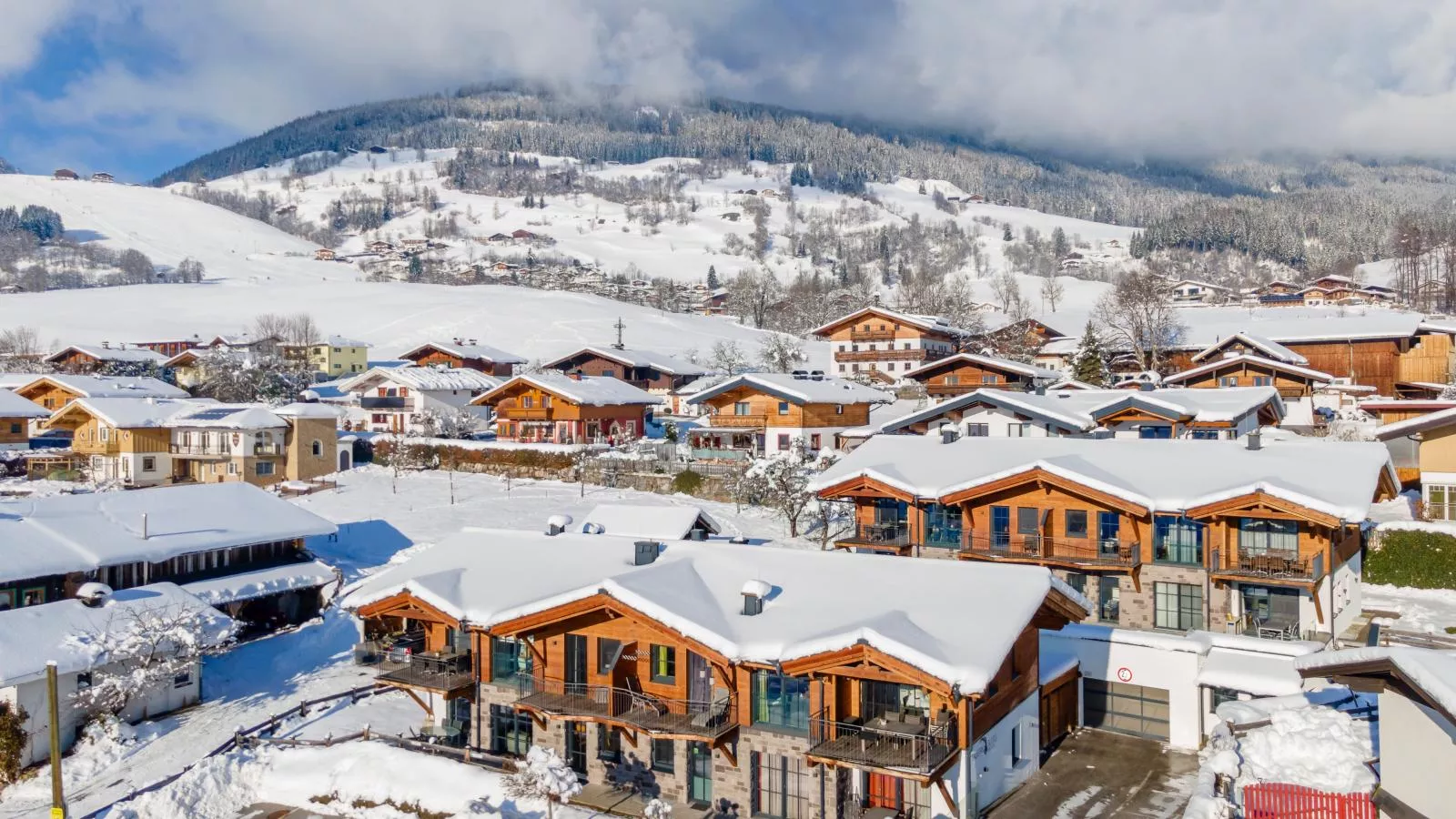 Luxury Tauern Suite Walchen Kaprun 6-Exterior winter