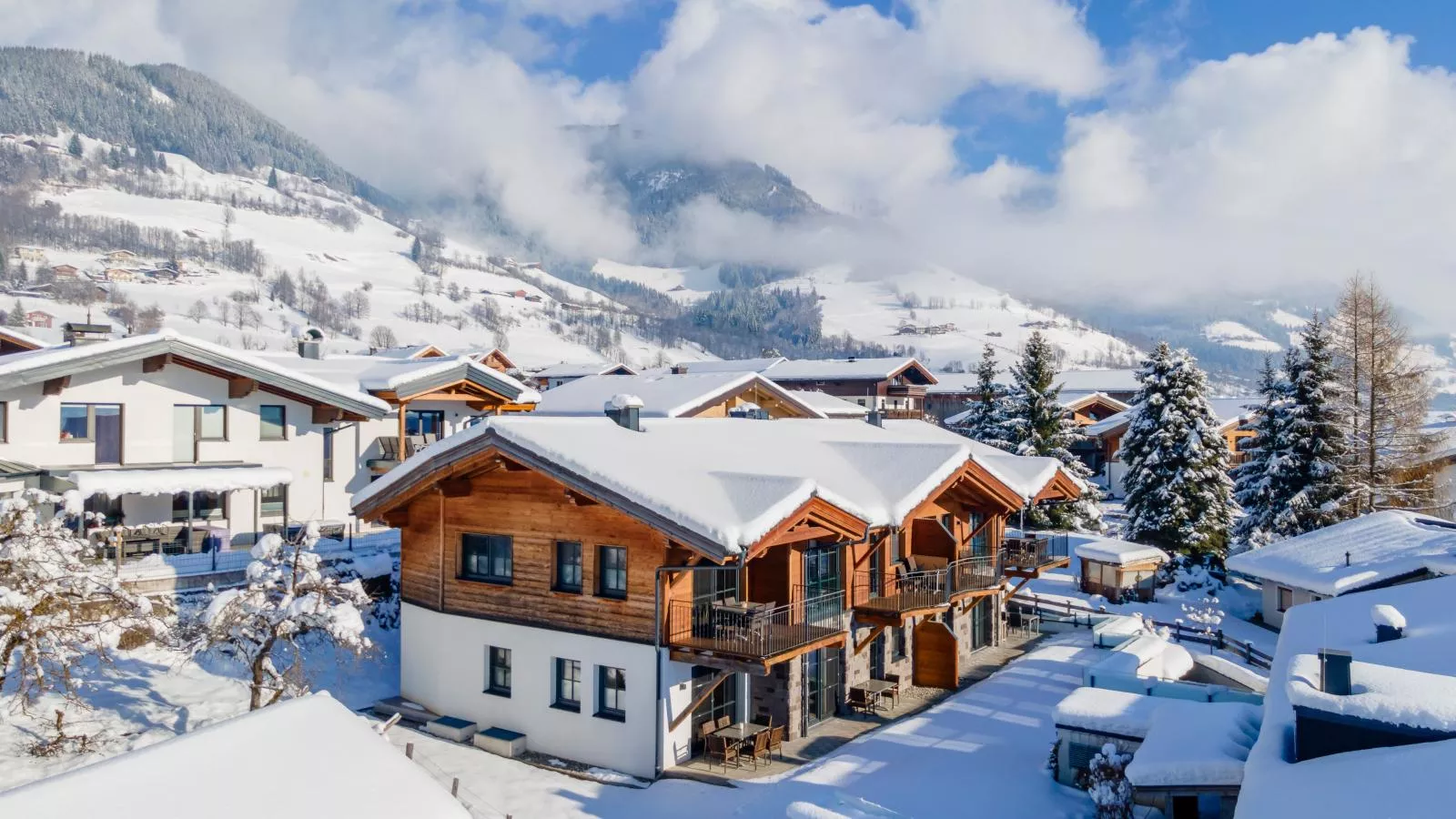 Luxury Tauern Suite Walchen Kaprun 6-Exterior winter