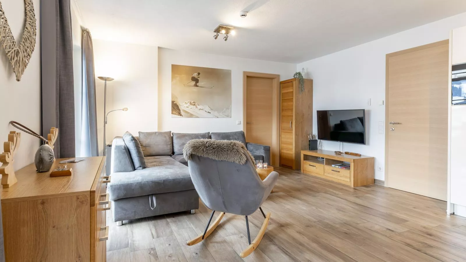 Luxury Tauern Suite Walchen Kaprun 1-Living room