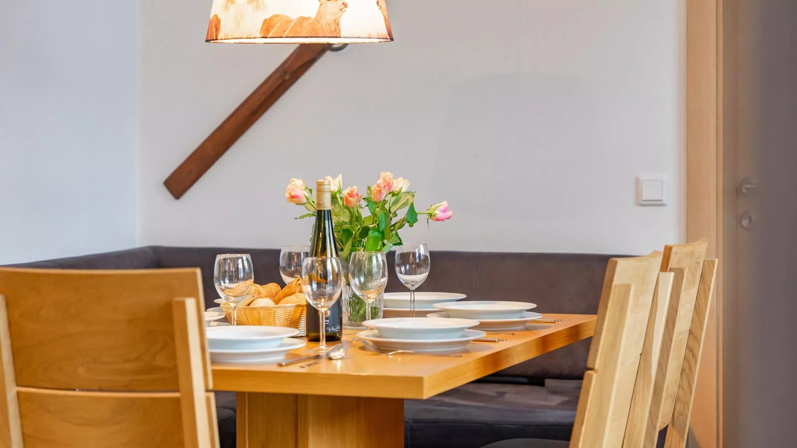Luxury Tauern Suite Walchen Kaprun 1-Dining room