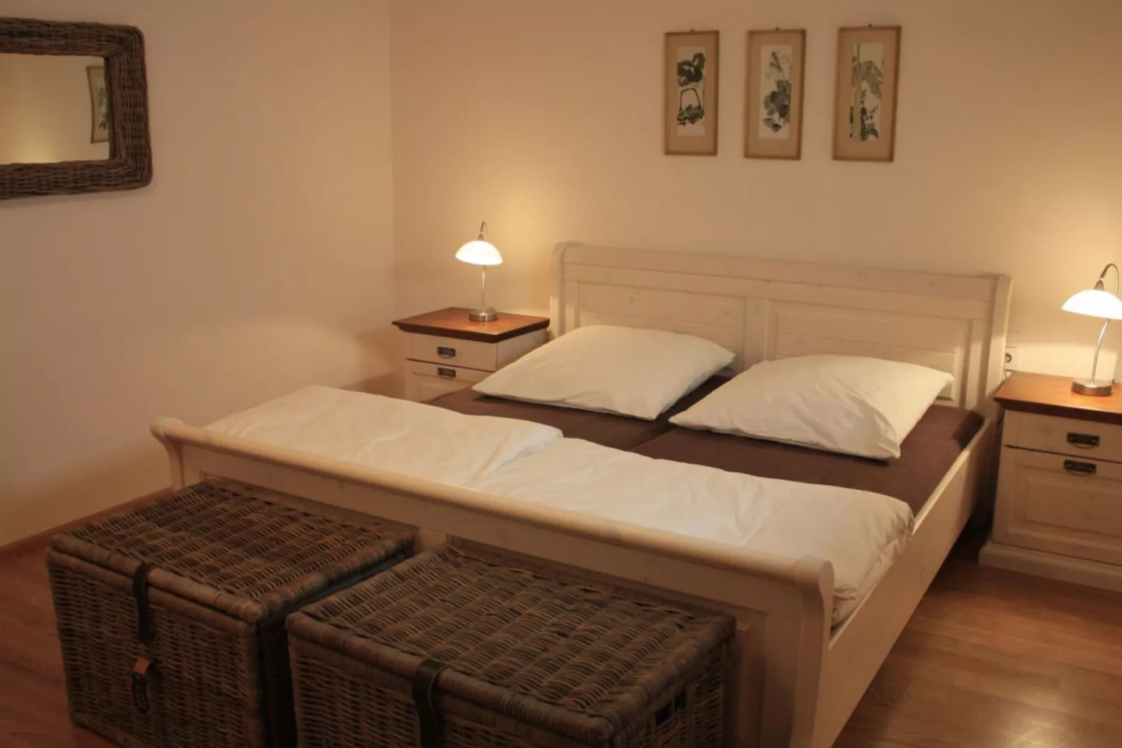 42359-Schlafzimmer
