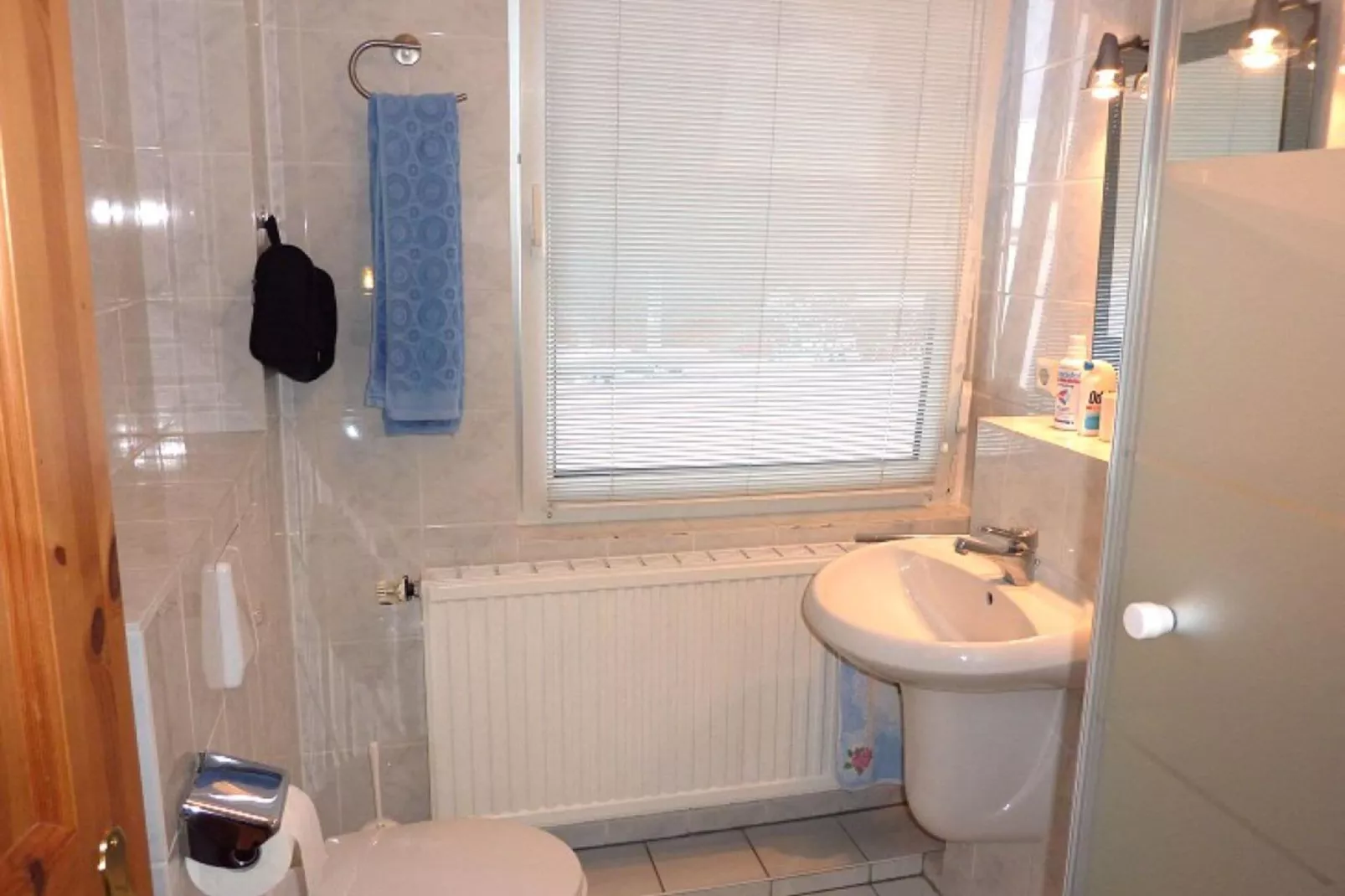 44446-Badezimmer
