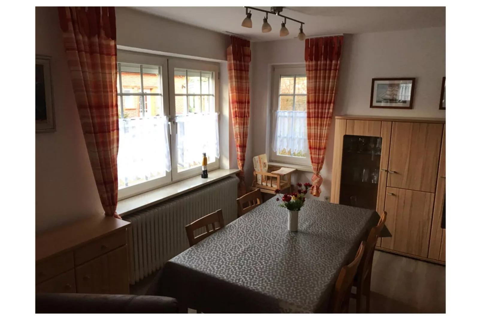 45510-Dining room