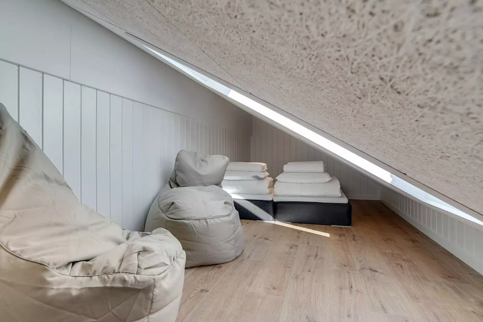 5 star holiday home in Henne-Indoor